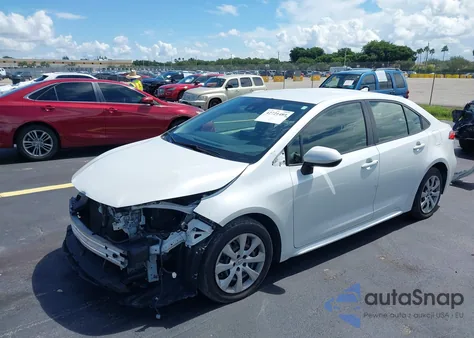 2022 Toyota Corolla Le z USA, uszkodzony, nr VIN JTDEPMAE1N3011596